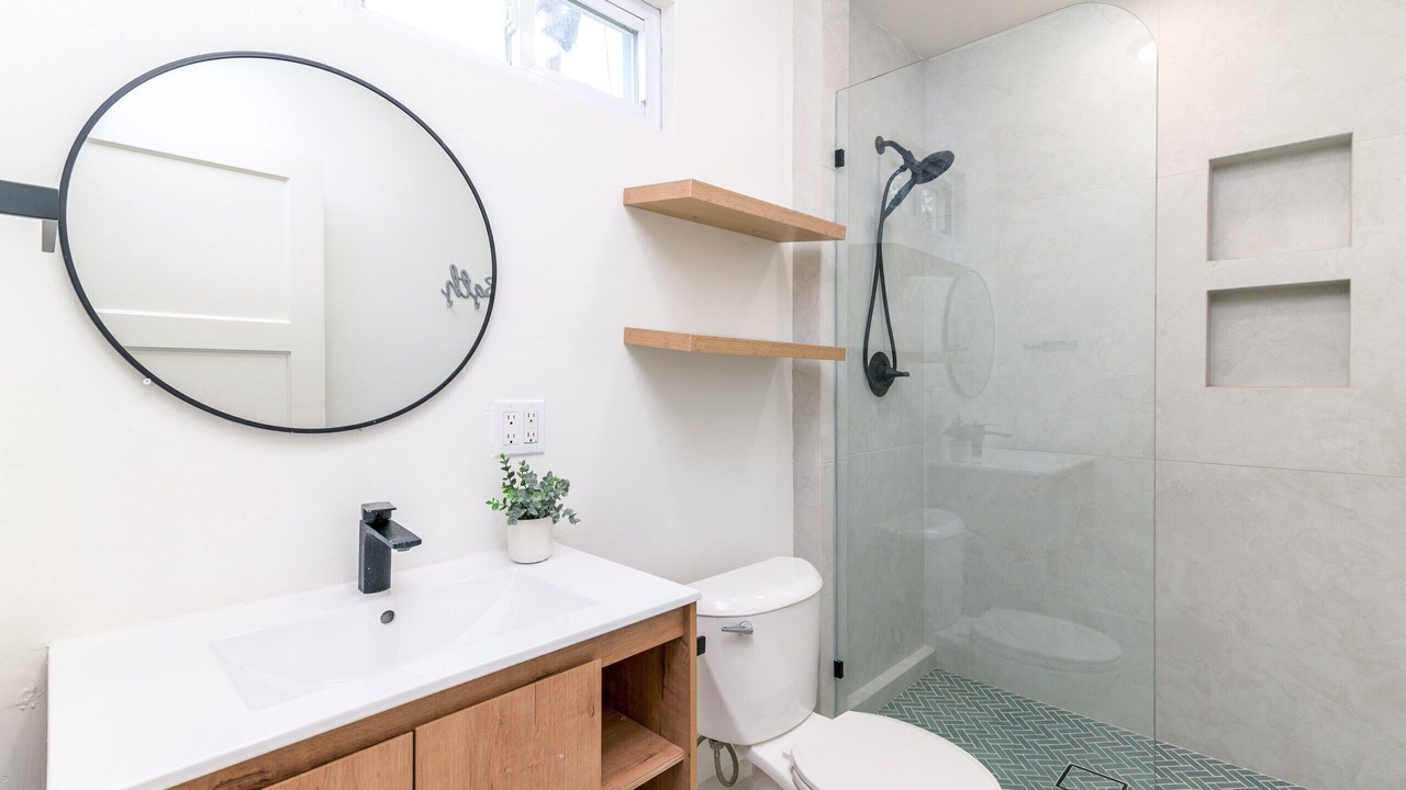 Photo of Bathroom in North Hollywood