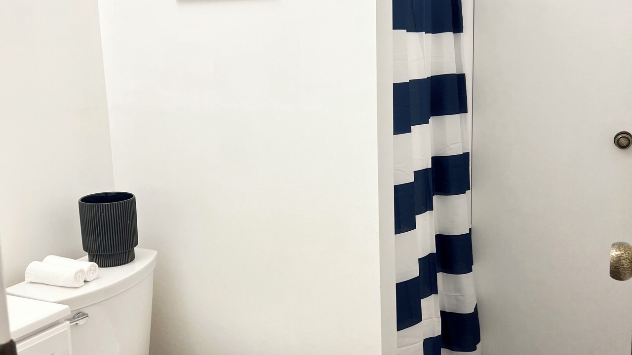 Photo of Bathroom in Ash
