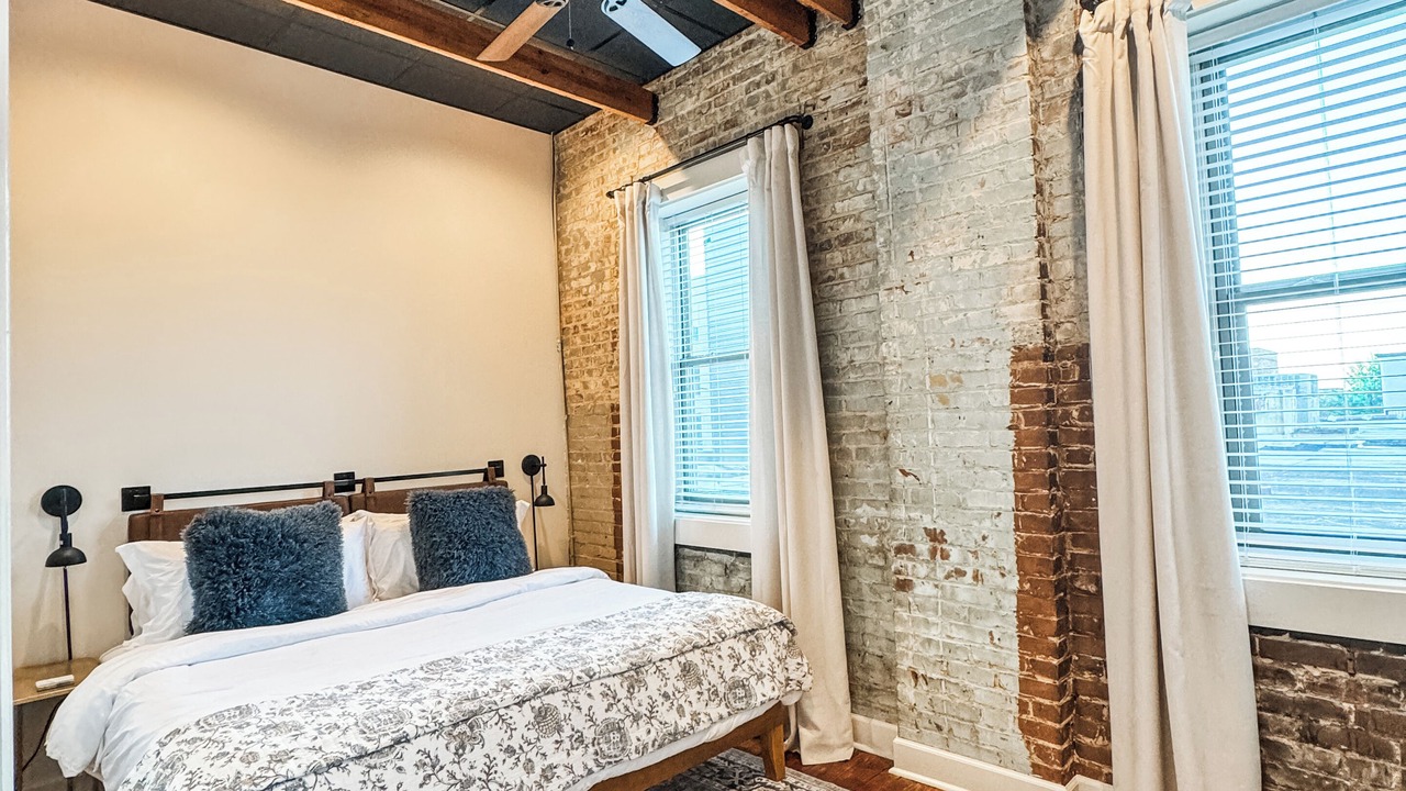 Photo of Bedroom in Tuscaloosa