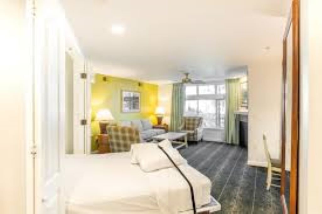 Photo of Bedroom in Round Hill Village