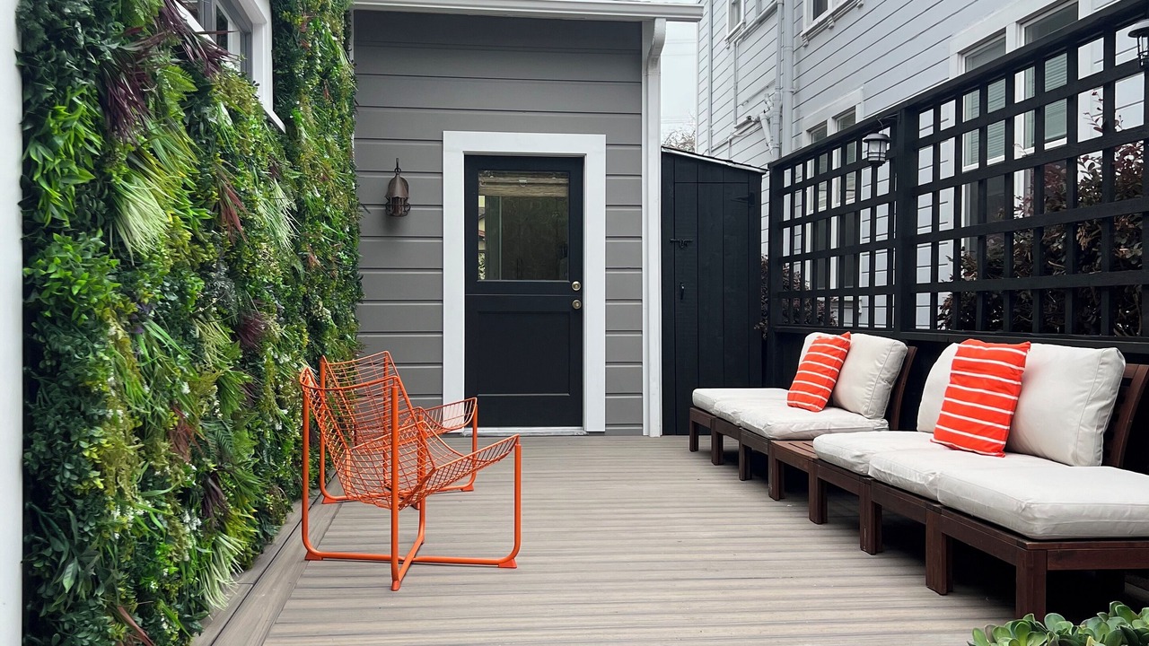 Photo of Patio Balcony in Downtown Berkeley