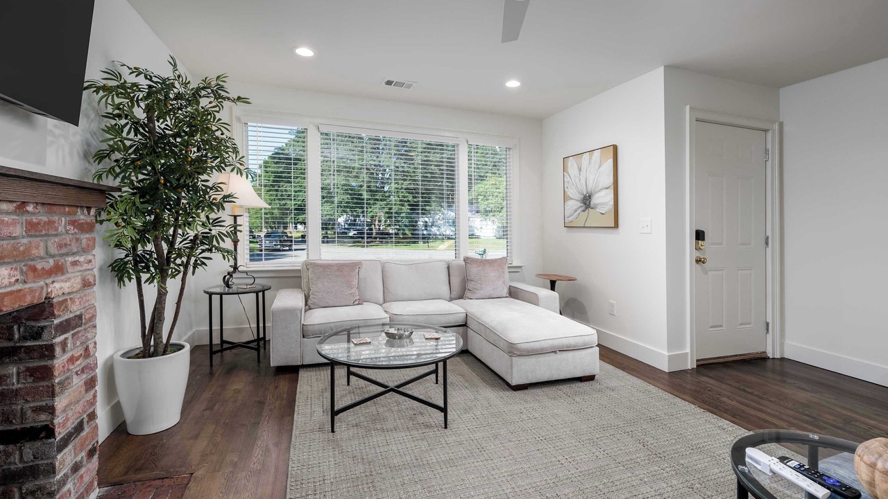 Photo of Livingroom in Tuscaloosa