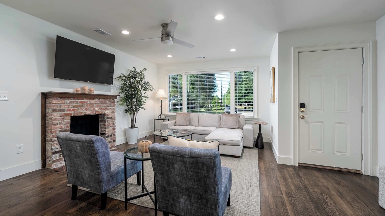 Photo of Livingroom in Tuscaloosa