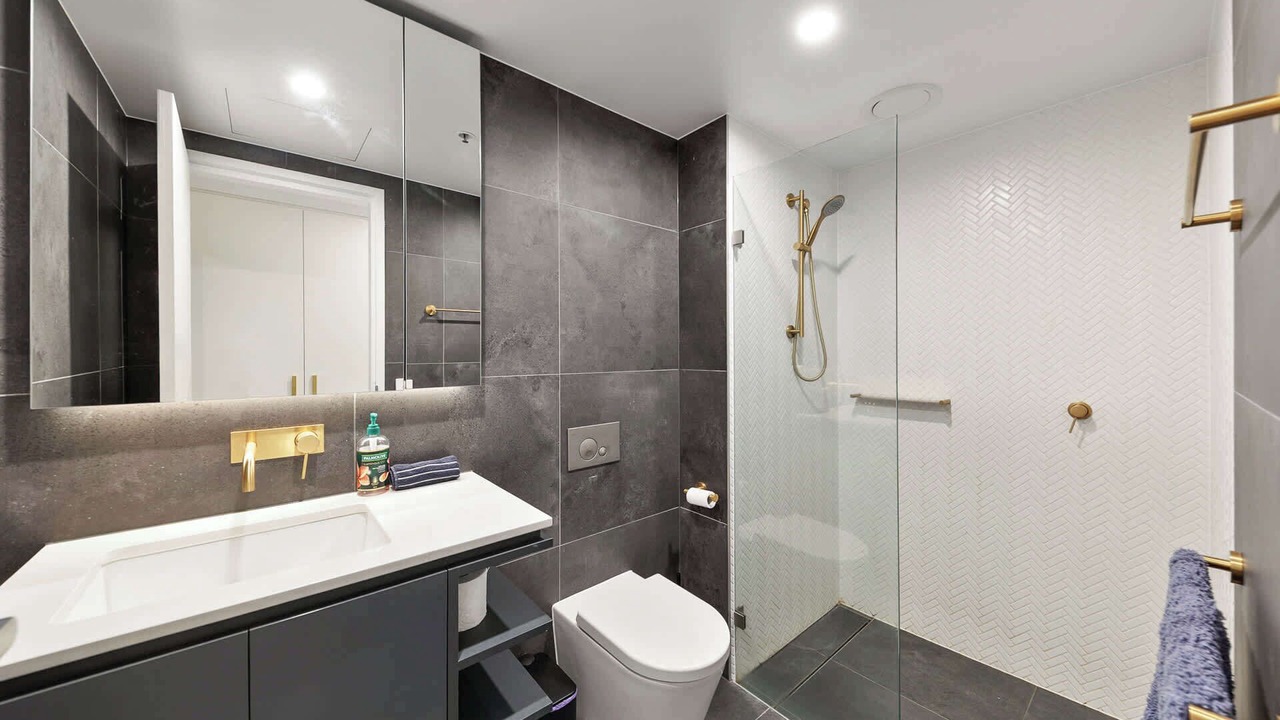 Photo of Bathroom in Reid