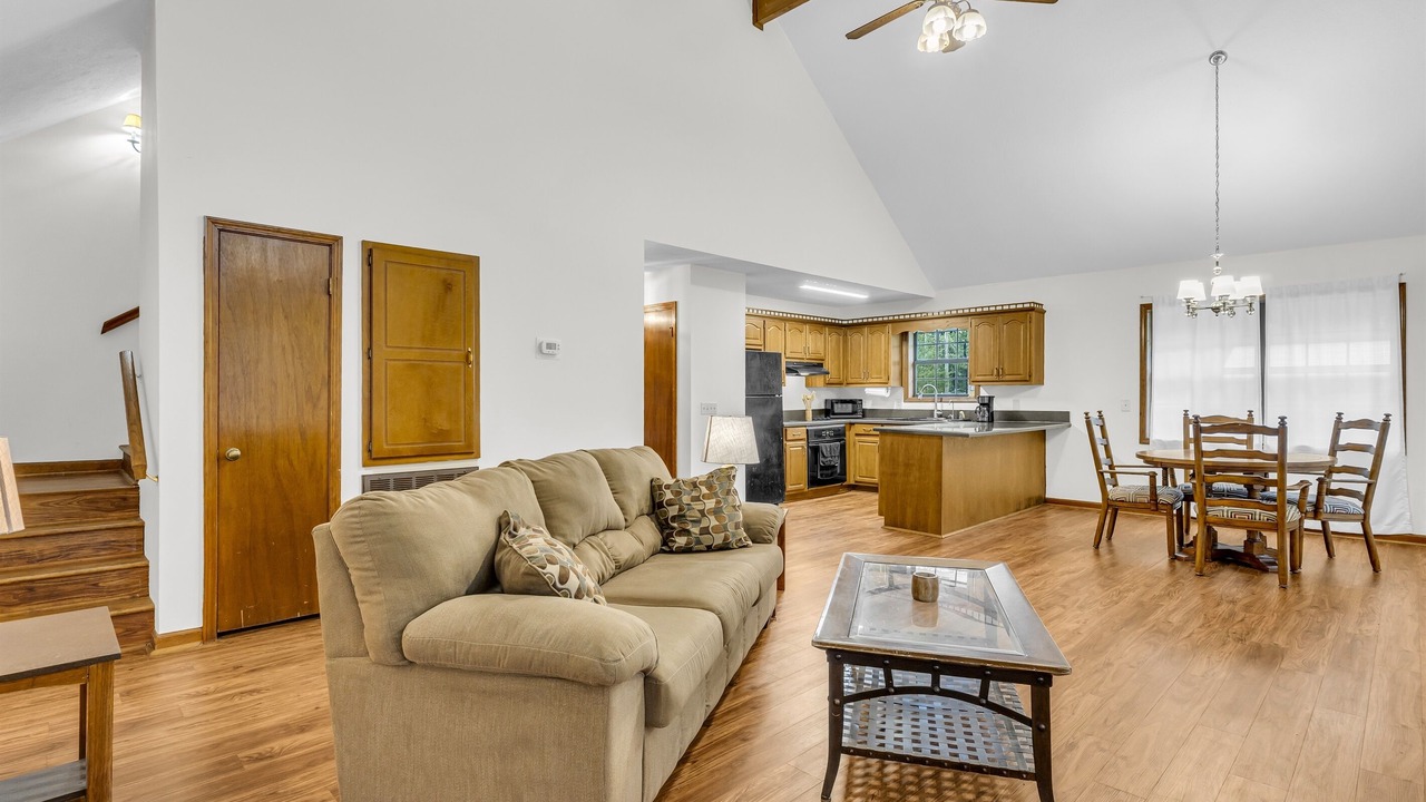 Photo of Livingroom in Pickensville