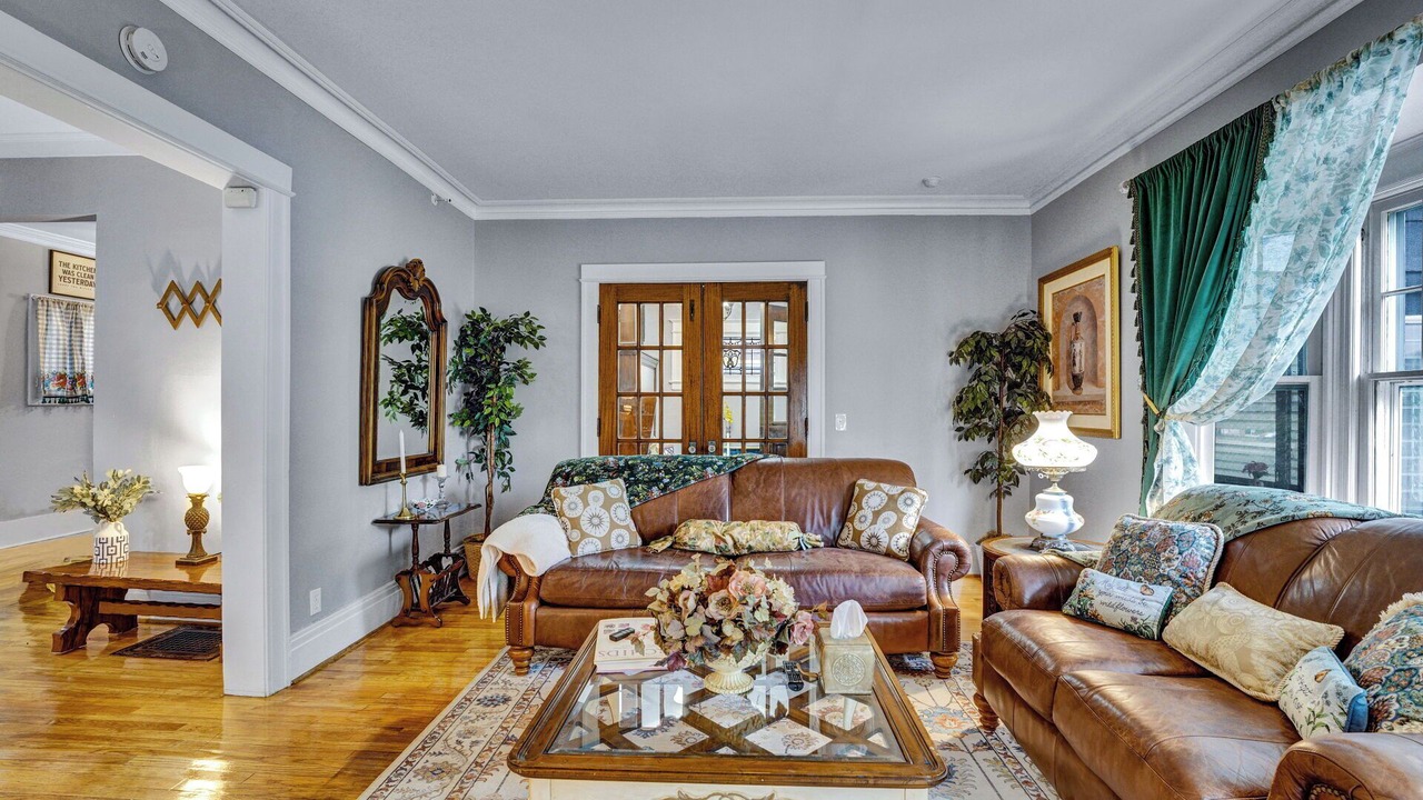 Photo of Livingroom in Rochester