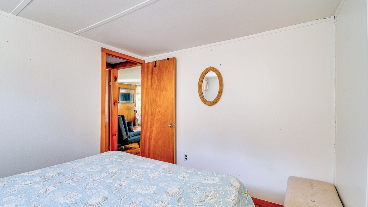 Photo of Bedroom in Poplar Ridge
