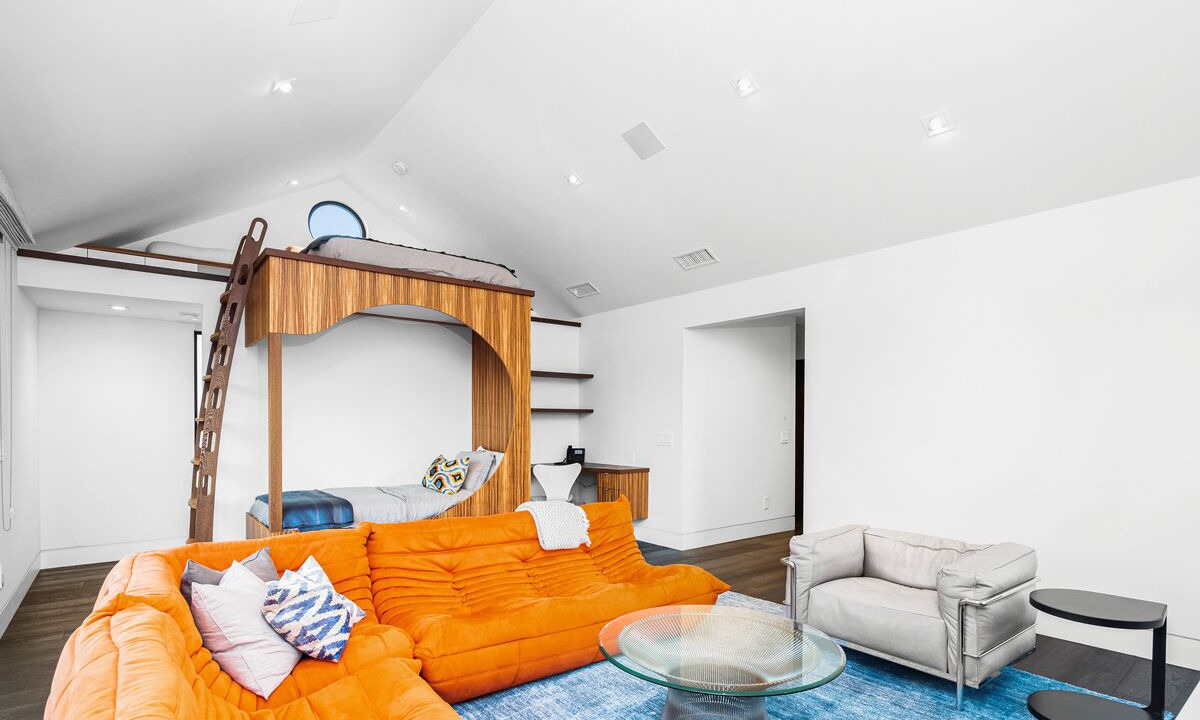 Photo of Livingroom in Balboa Island