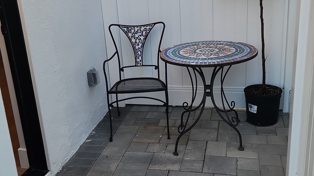 Photo of Patio Balcony in Woodland Hills