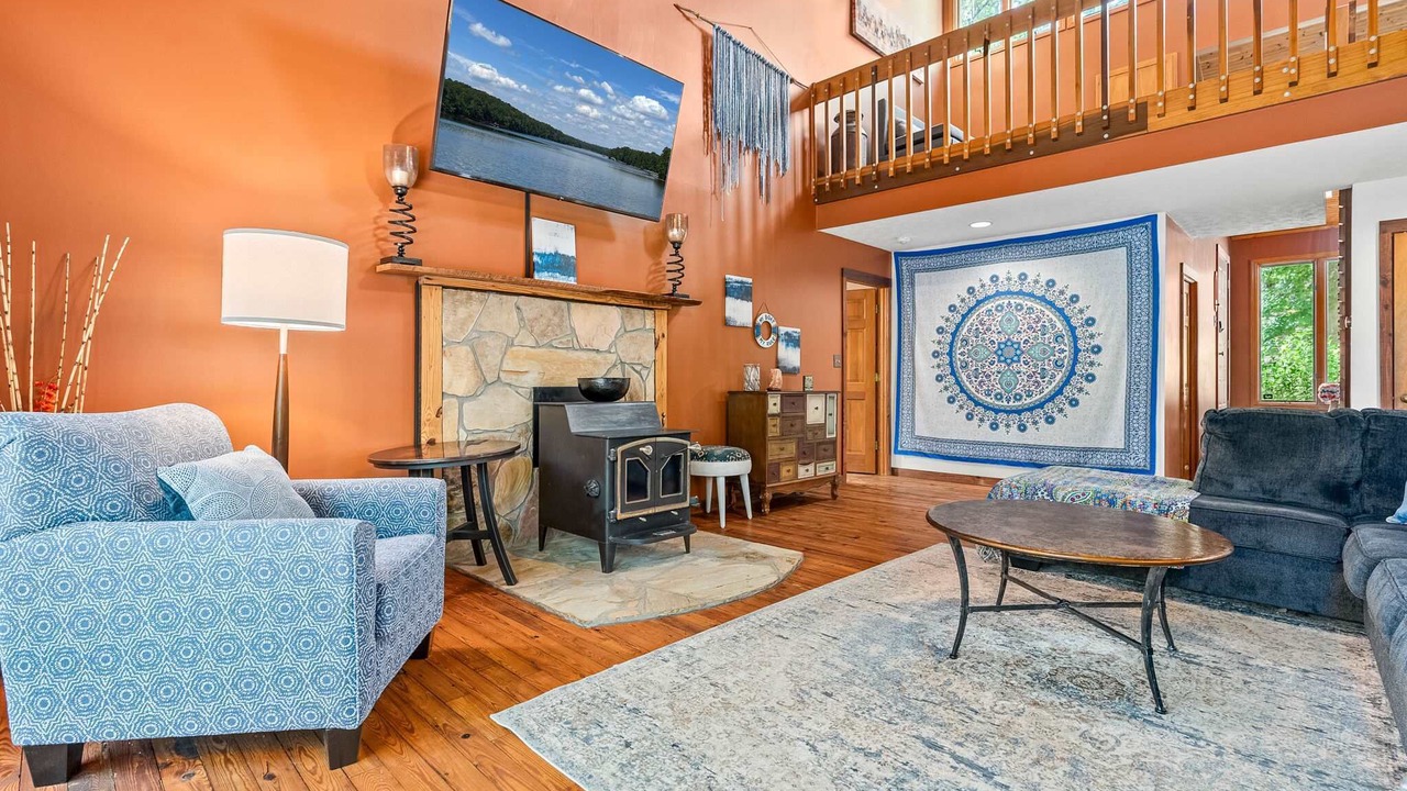 Photo of Livingroom in LaGrange