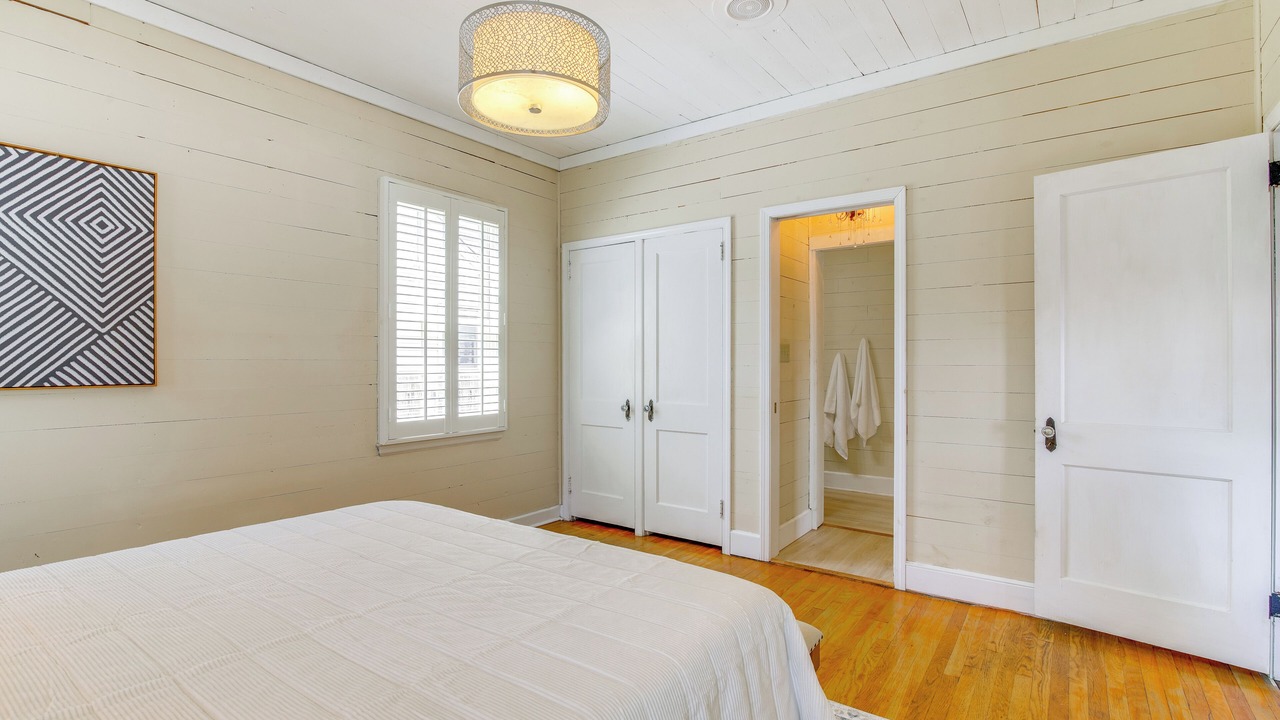 Photo of Bedroom in Clarksdale