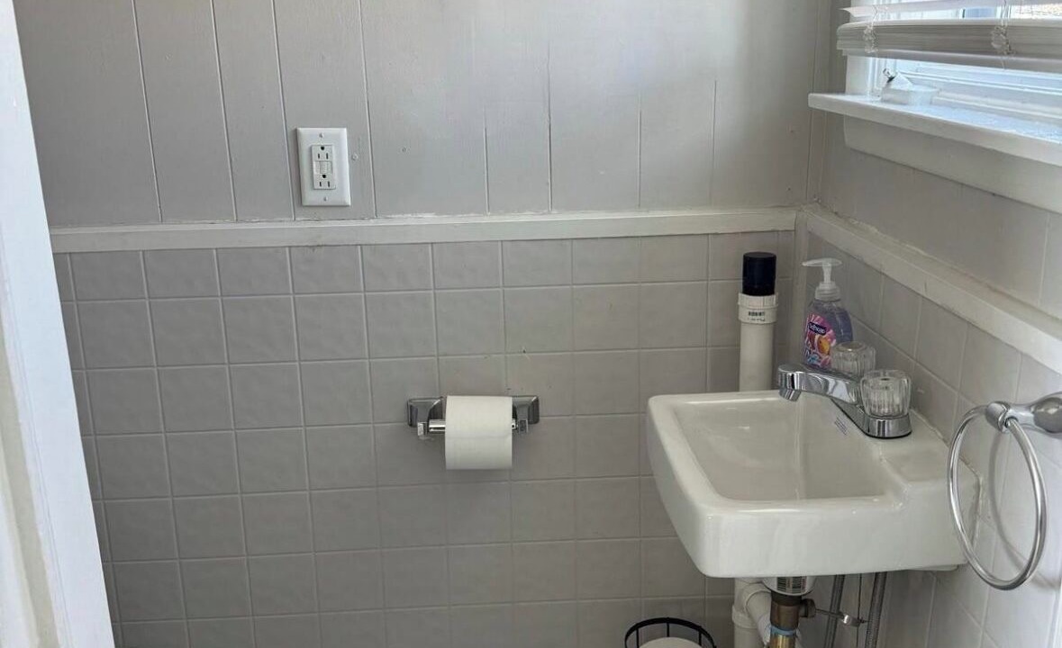 Photo of Bathroom in Front Park