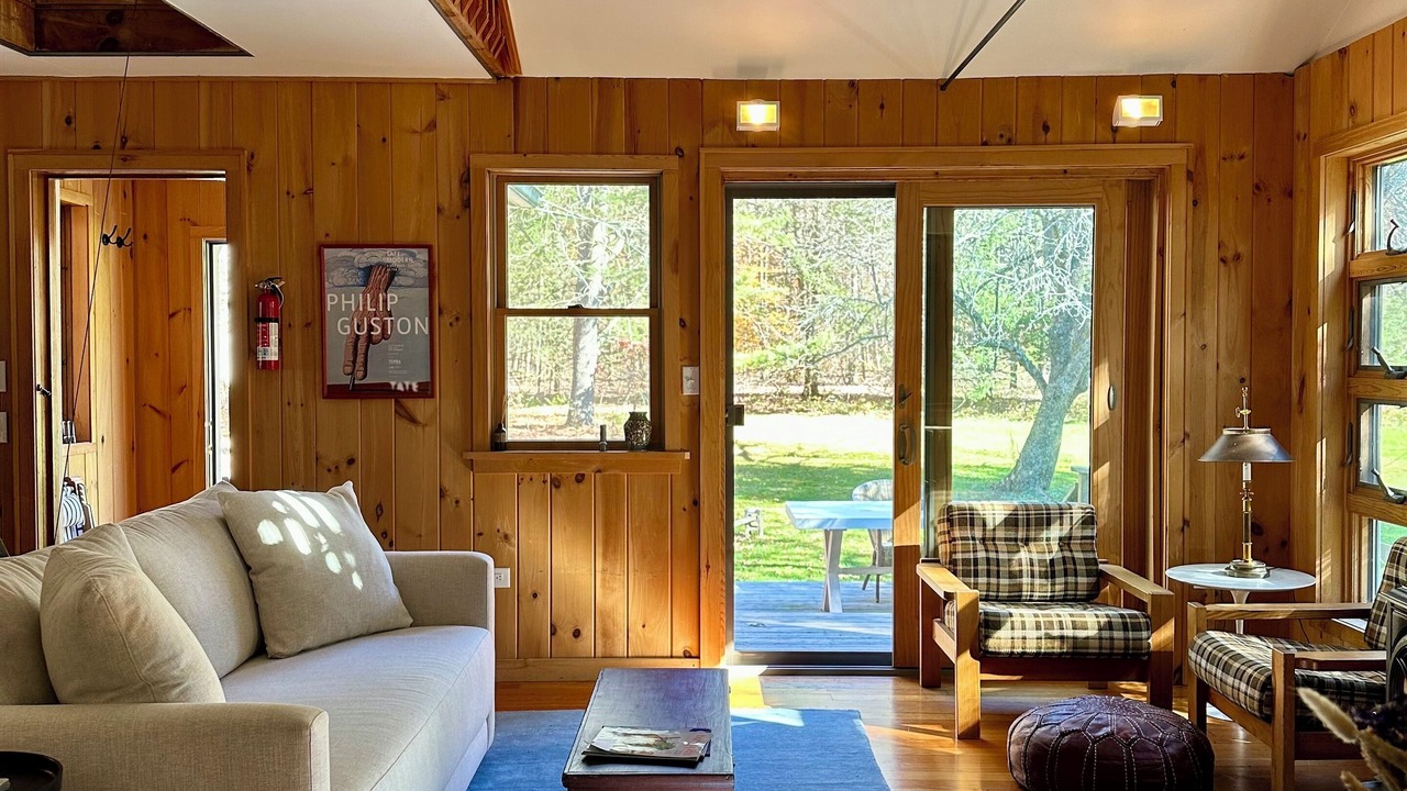 Photo of Livingroom in Lanesville