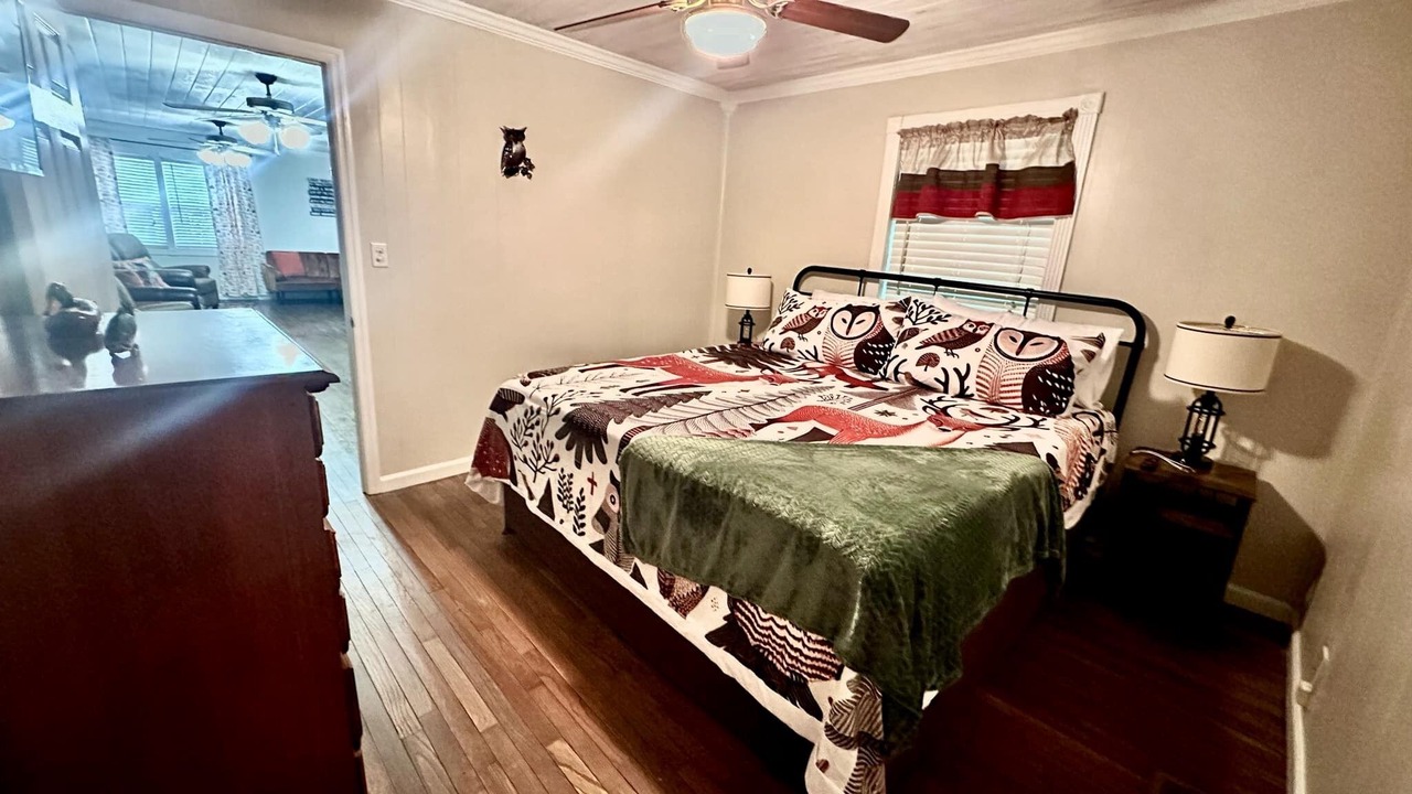 Photo of Bedroom in Russellville