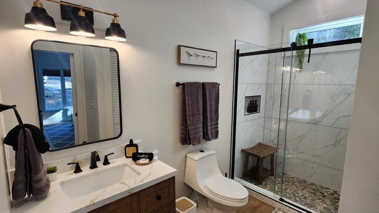 Photo of Bathroom in Boomer