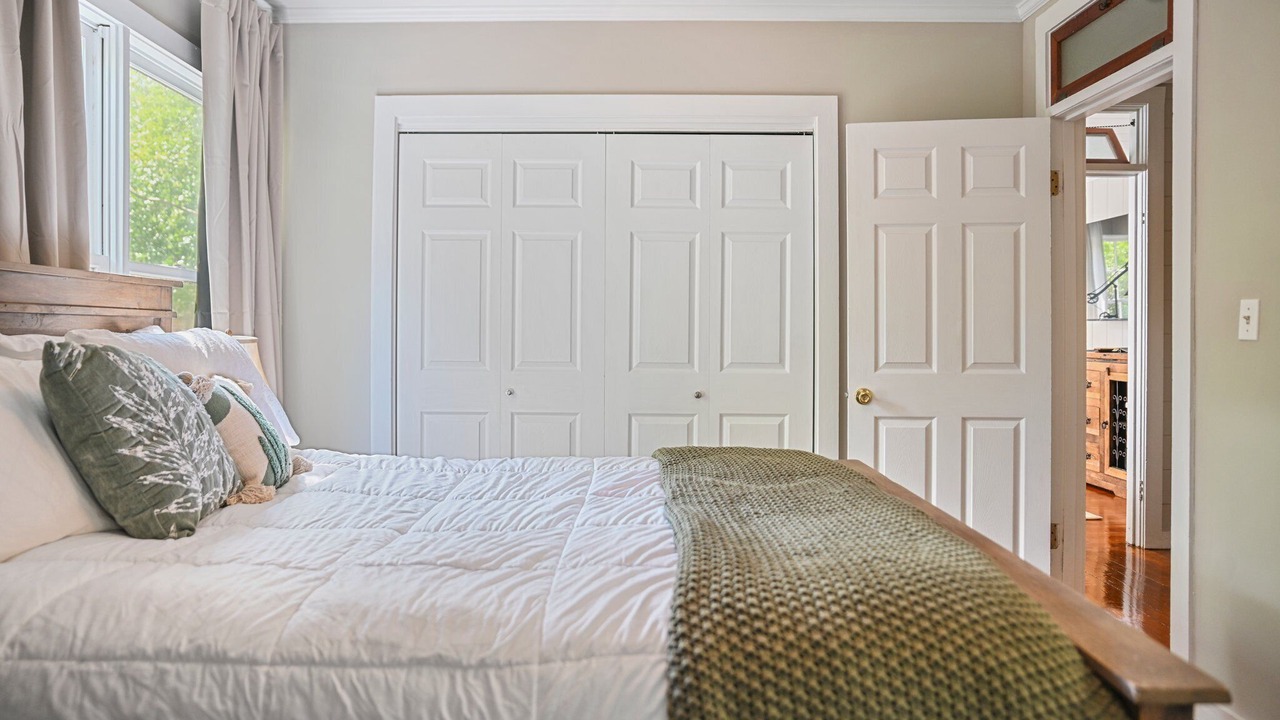 Photo of Bedroom in Montgomery
