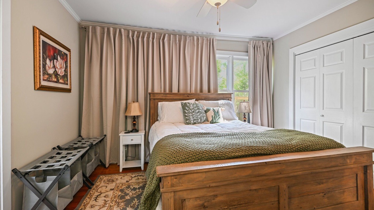 Photo of Bedroom in Montgomery