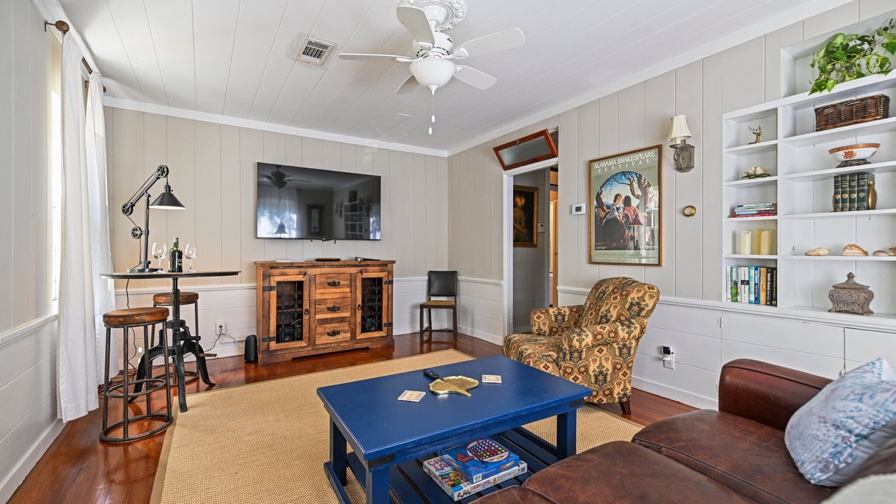 Photo of Livingroom in Montgomery