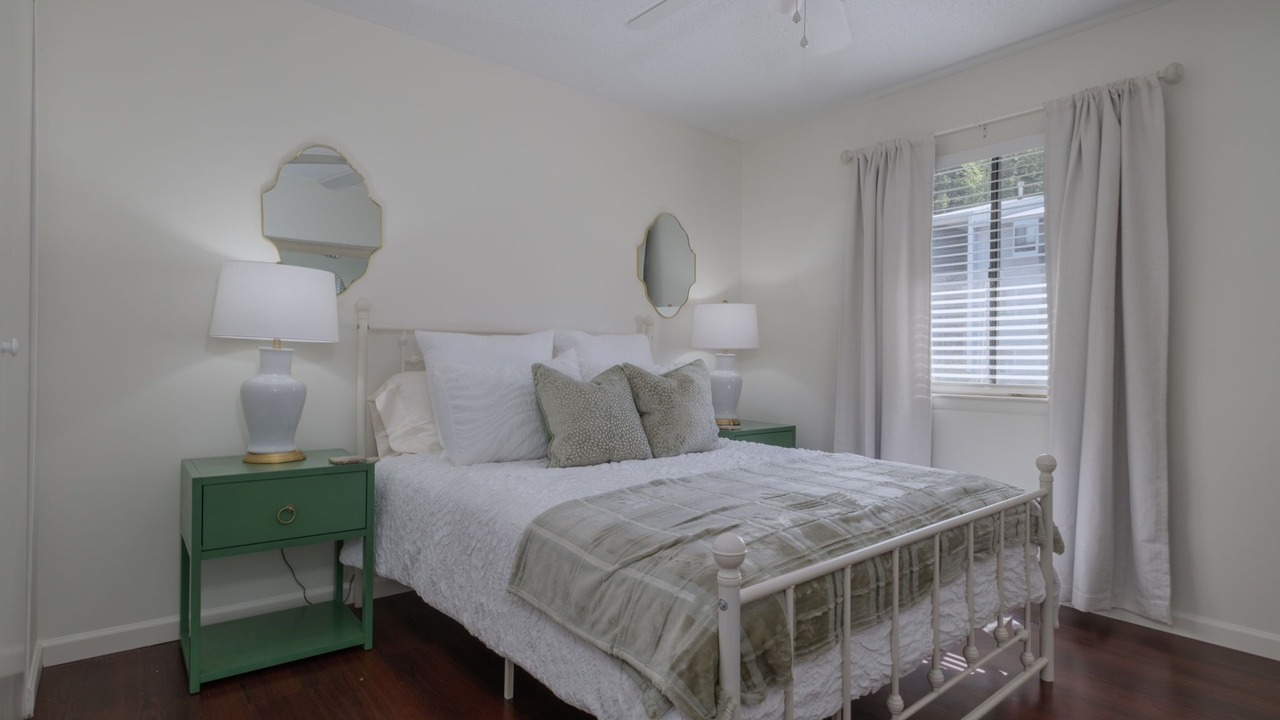 Photo of Bedroom in Crestline Heights