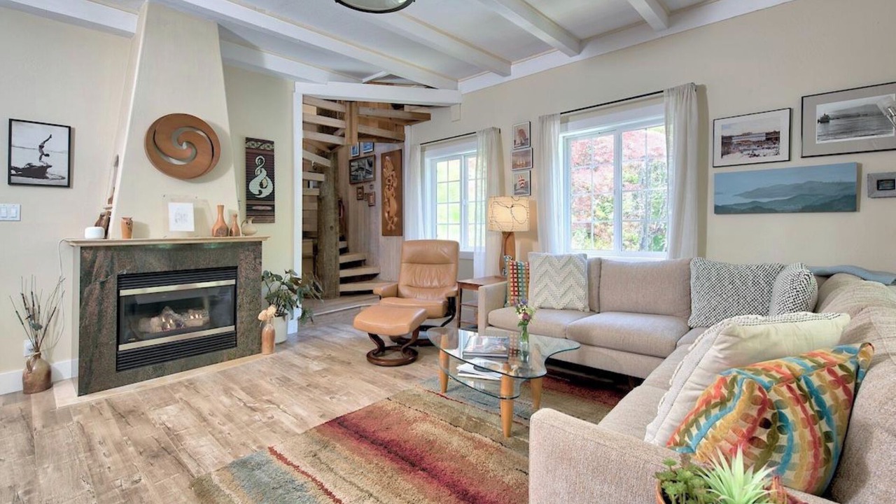 Photo of Livingroom in Point Reyes Station