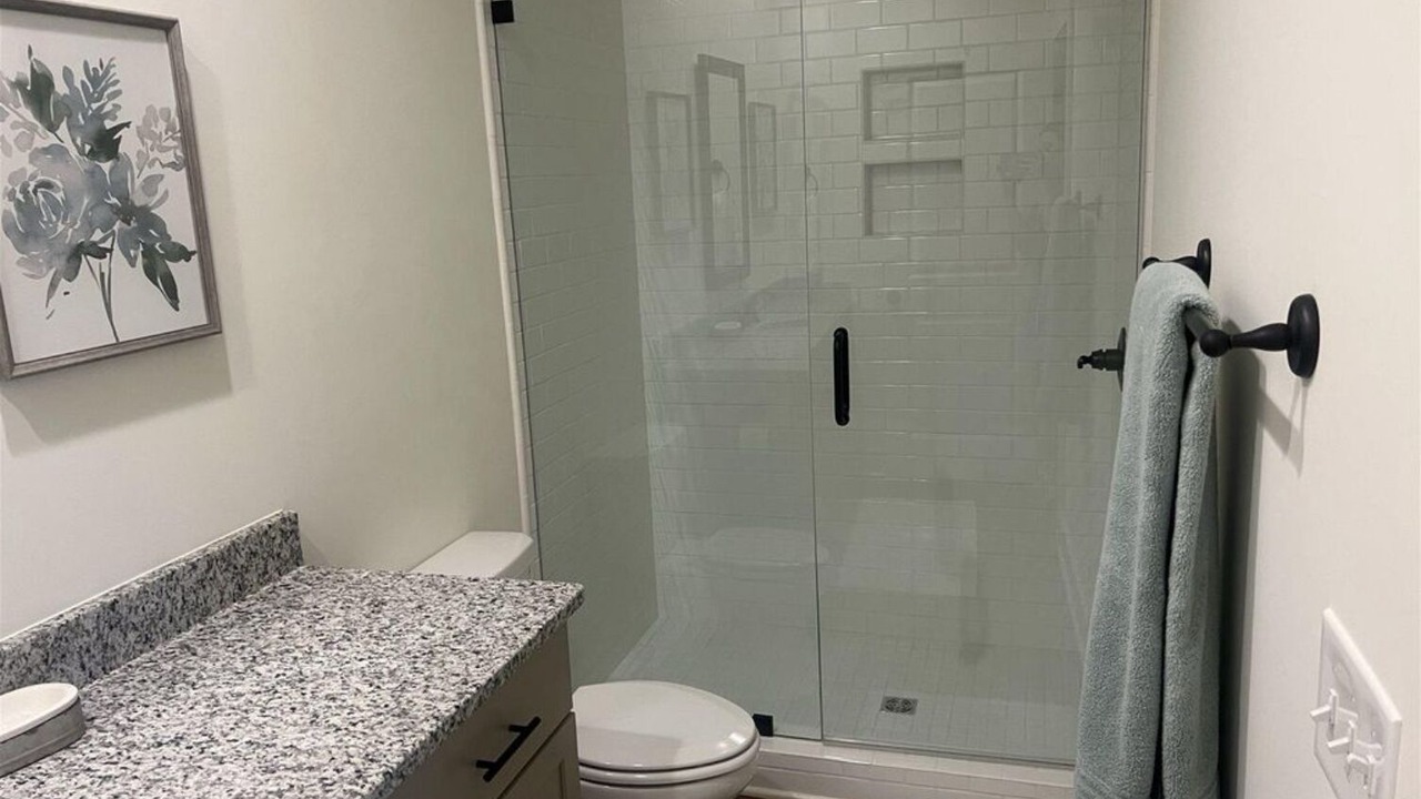 Photo of Bathroom in Tallassee