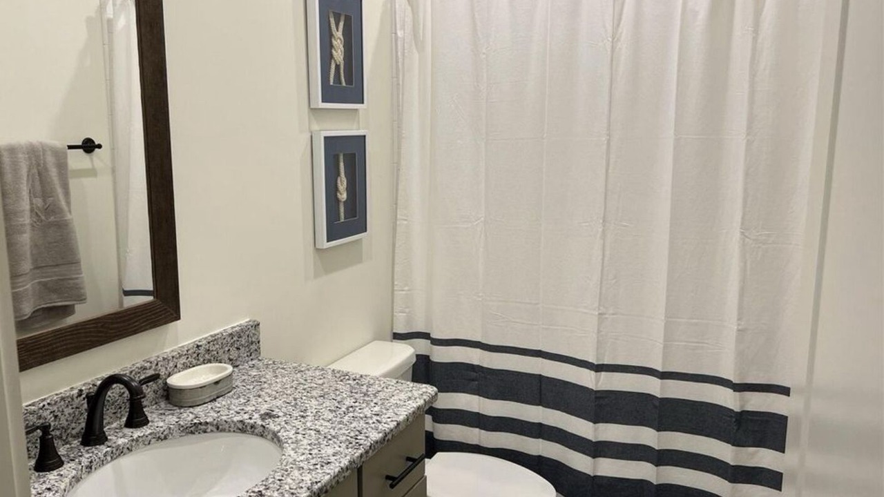Photo of Bathroom in Tallassee