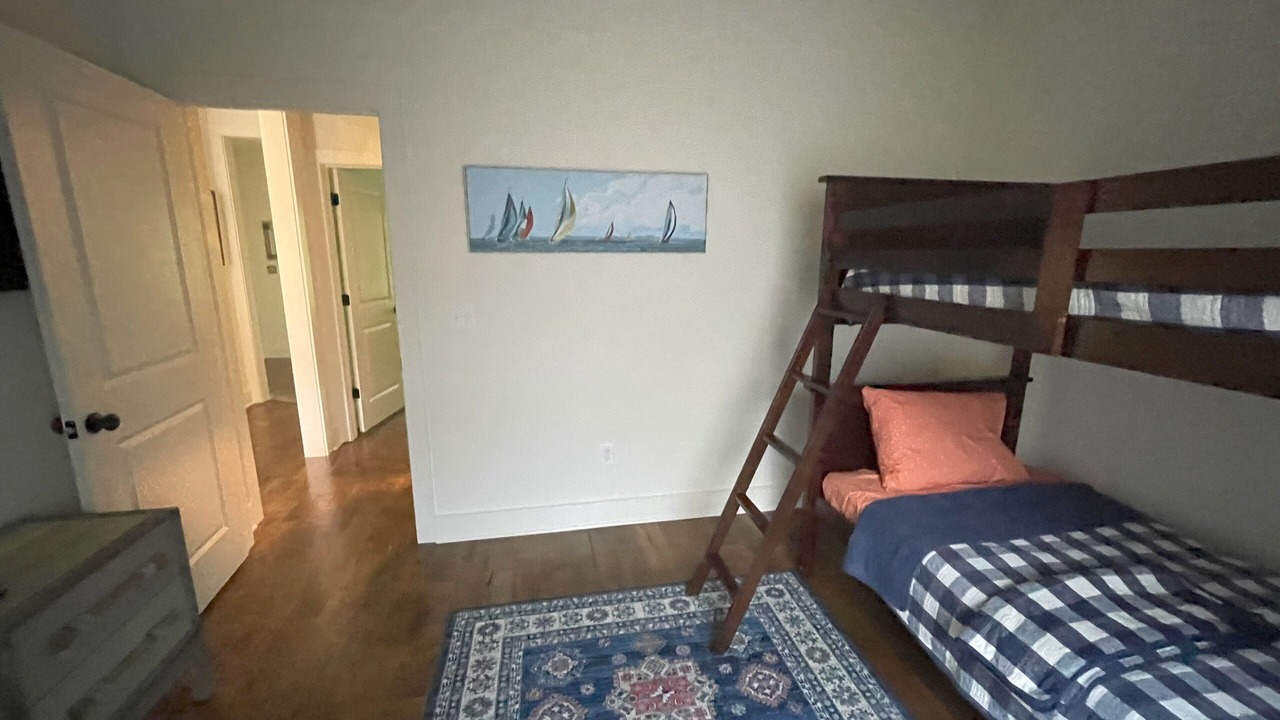 Photo of Bedroom in Tallassee