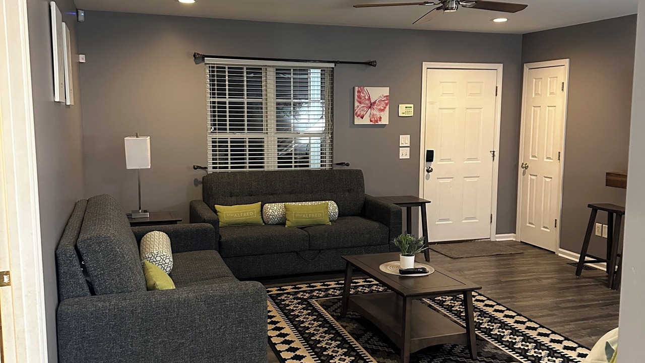 Photo of Livingroom in Concord