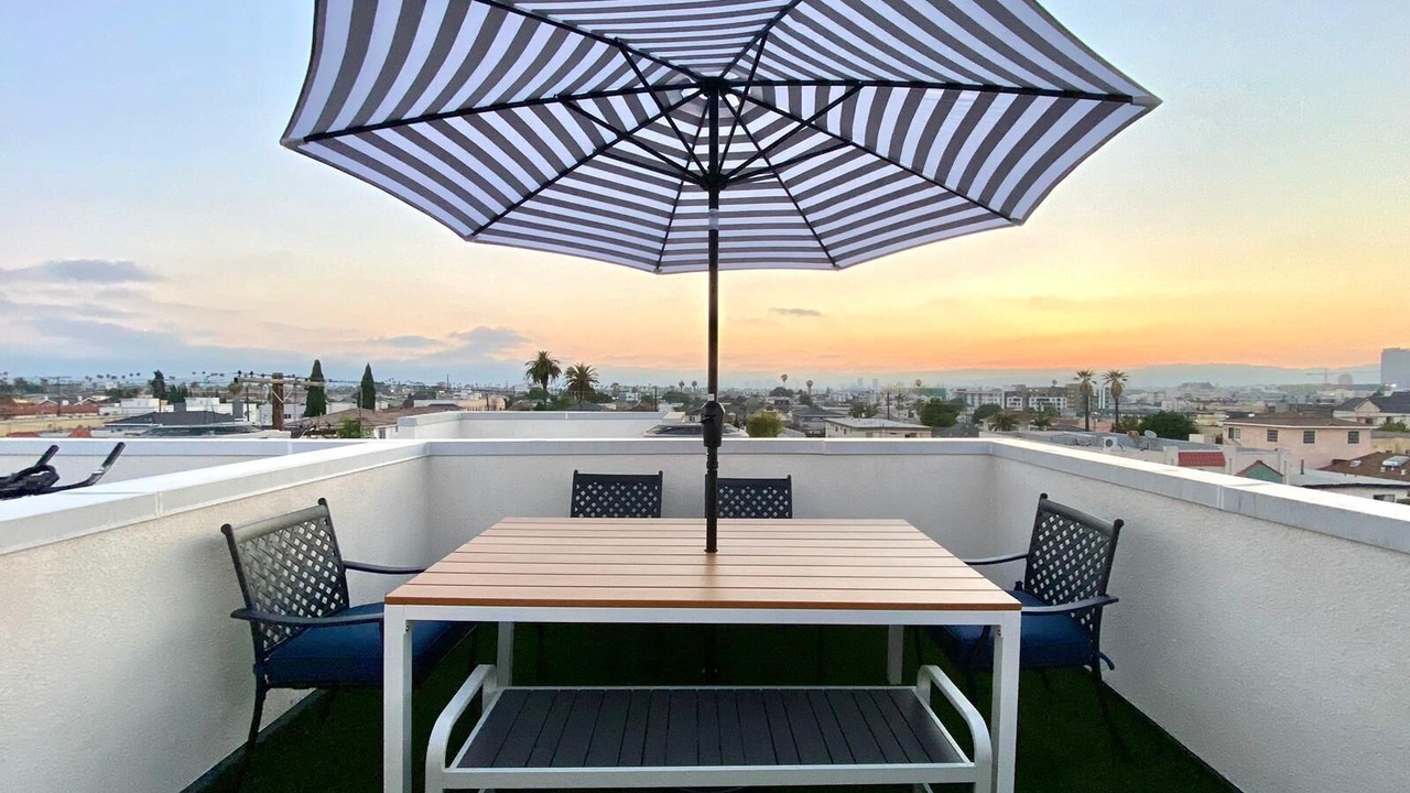 Photo of Outdoor in Pico-Union