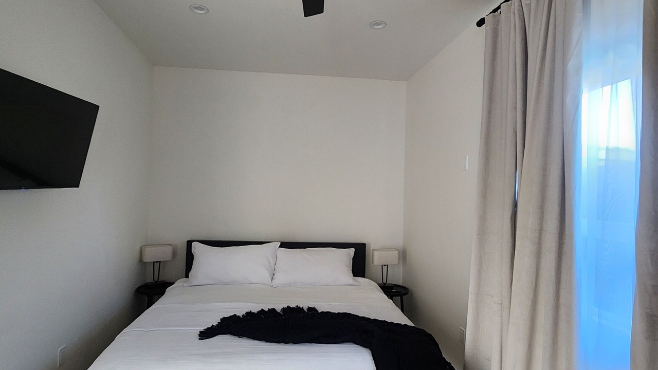 Photo of Bedroom in Ladera Heights