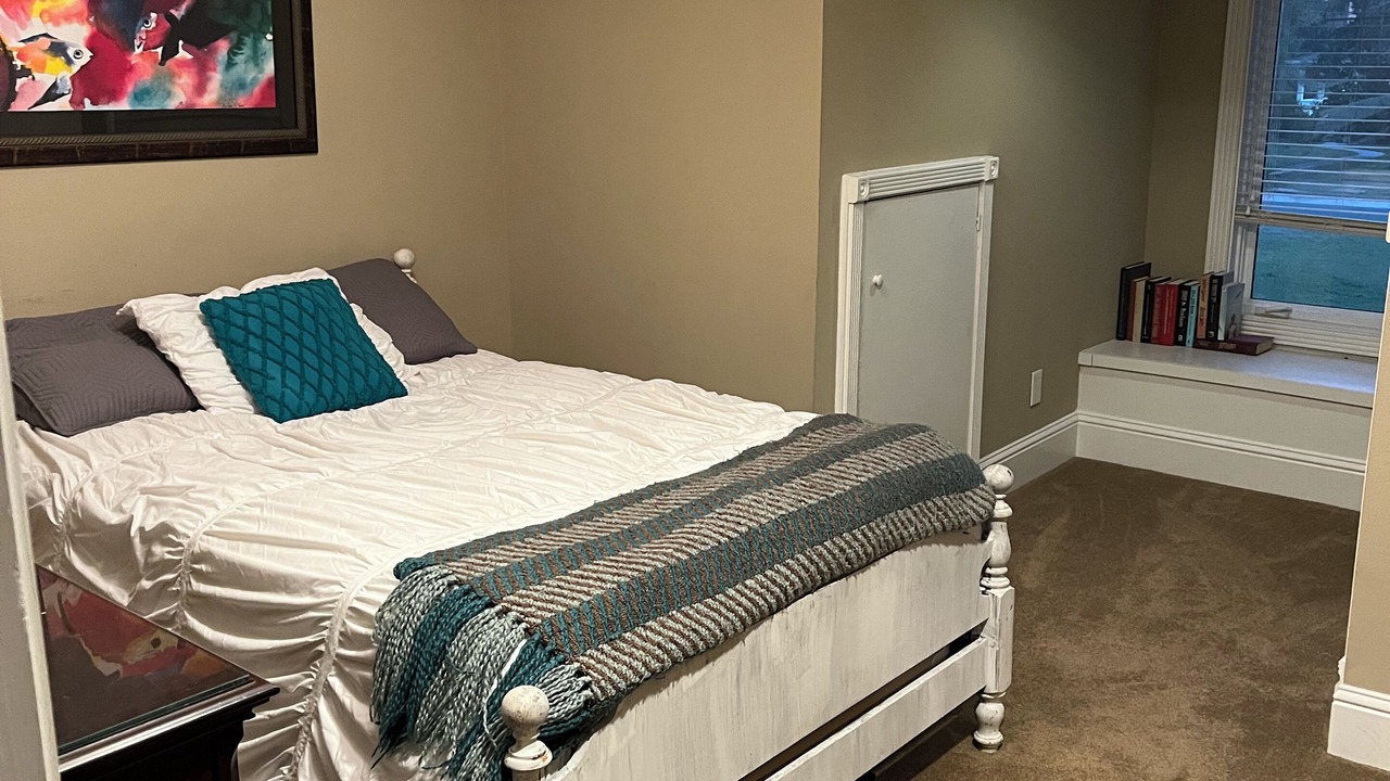 Photo of Bedroom in Gulfport