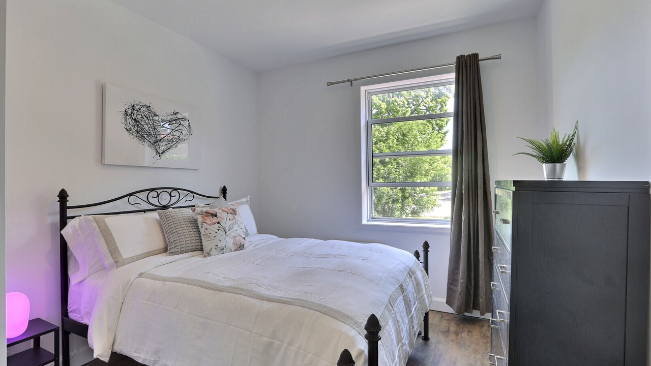 Photo of Bedroom in Desjardins