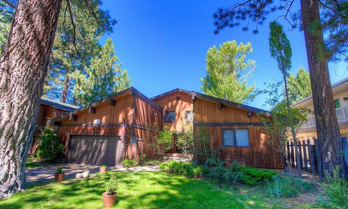 Photo of Outdoor in Al Tahoe