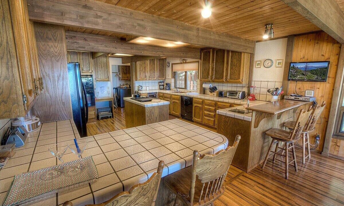 Photo of Kitchen in Al Tahoe