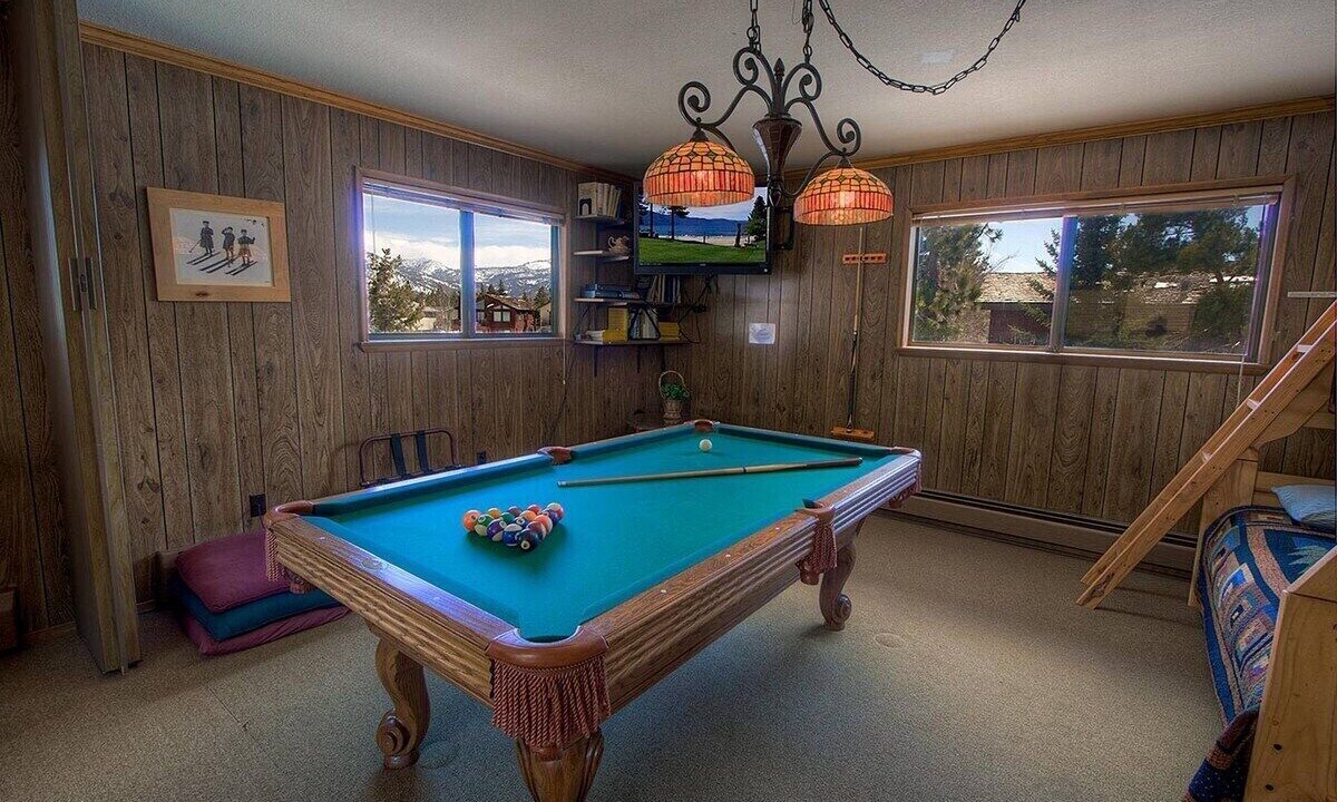 Photo of Bedroom in Tahoe Keys