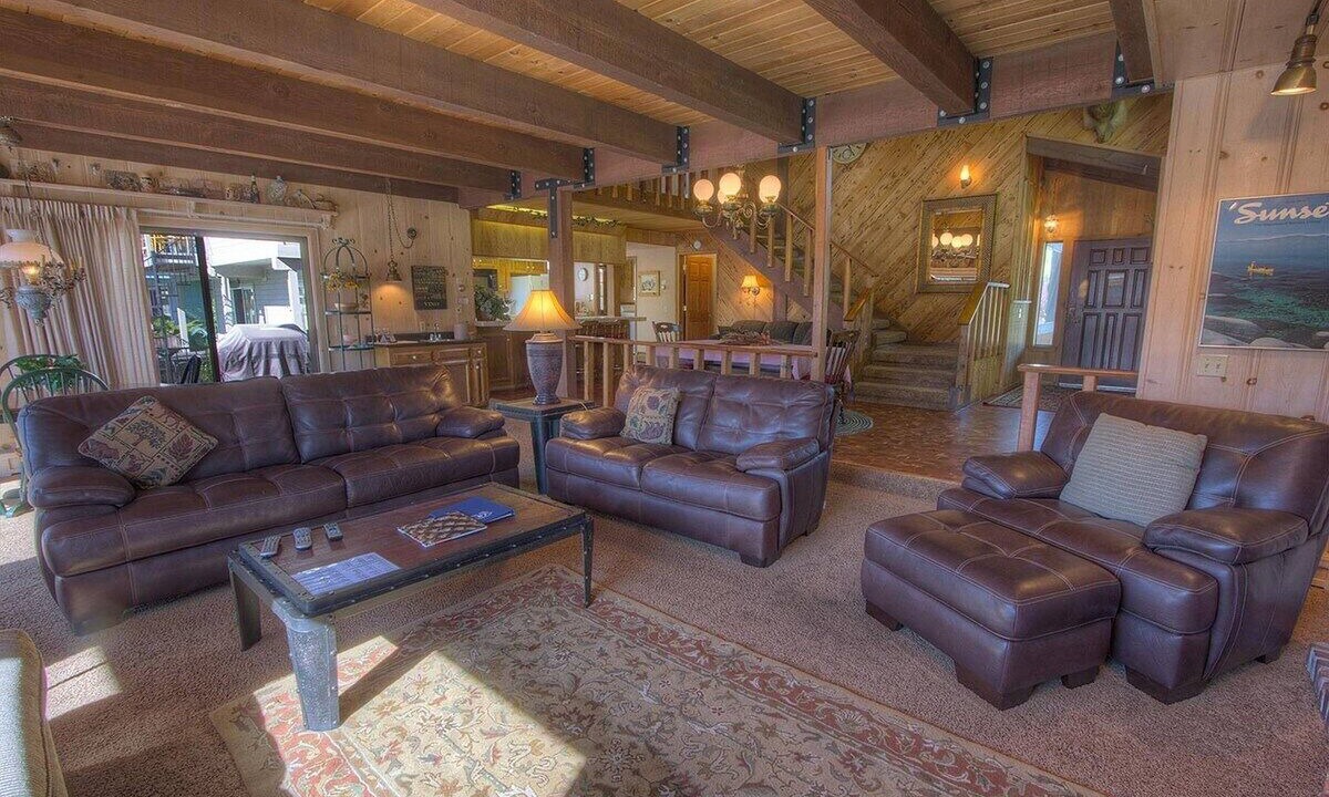 Photo of Bedroom in Tahoe Keys
