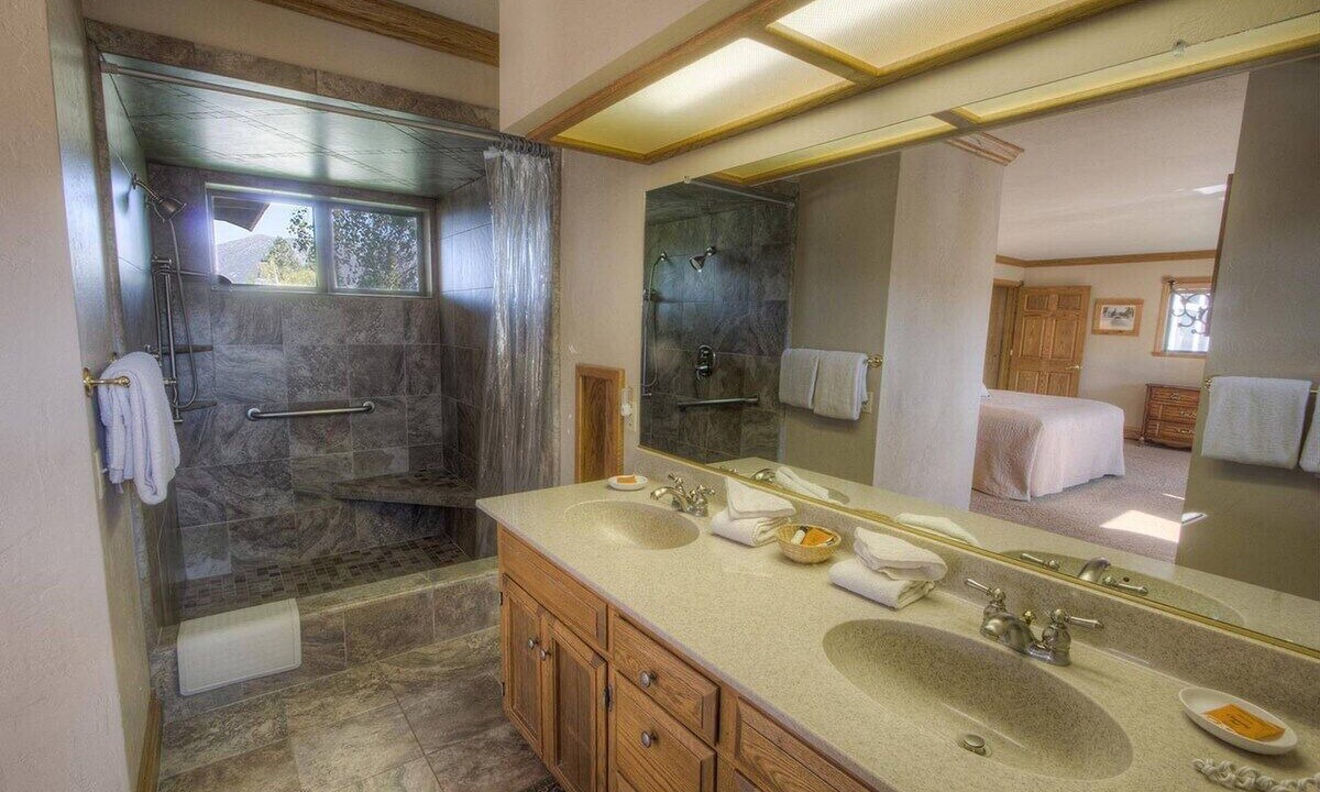 Photo of Bathroom in Tahoe Keys