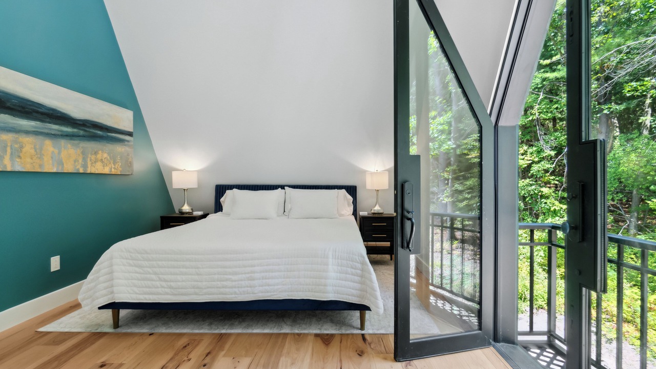 Photo of Bedroom in Valois