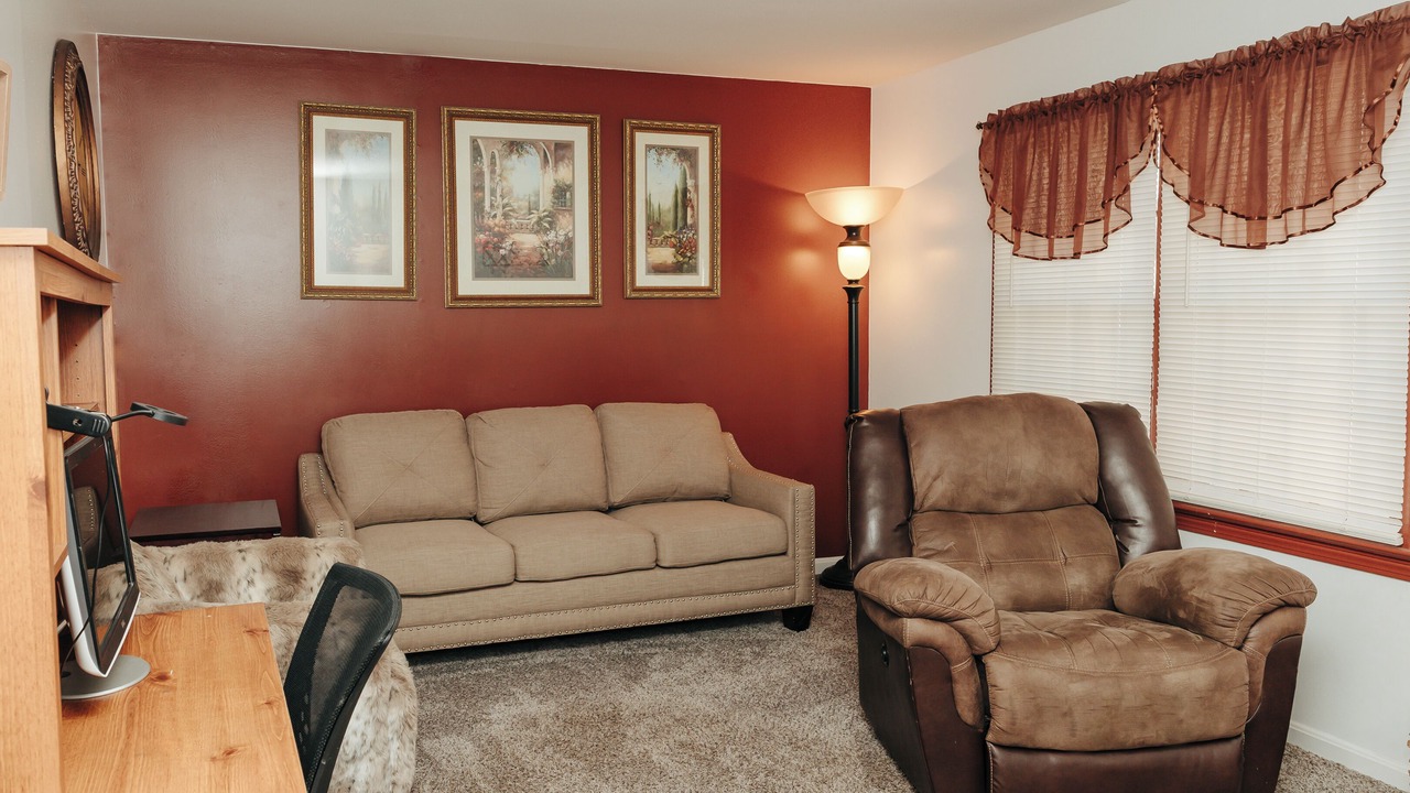 Photo of Livingroom in Northport