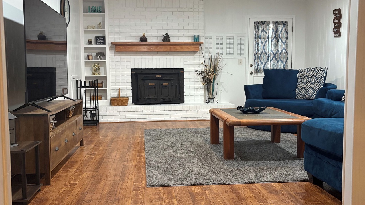 Photo of Livingroom in Northport