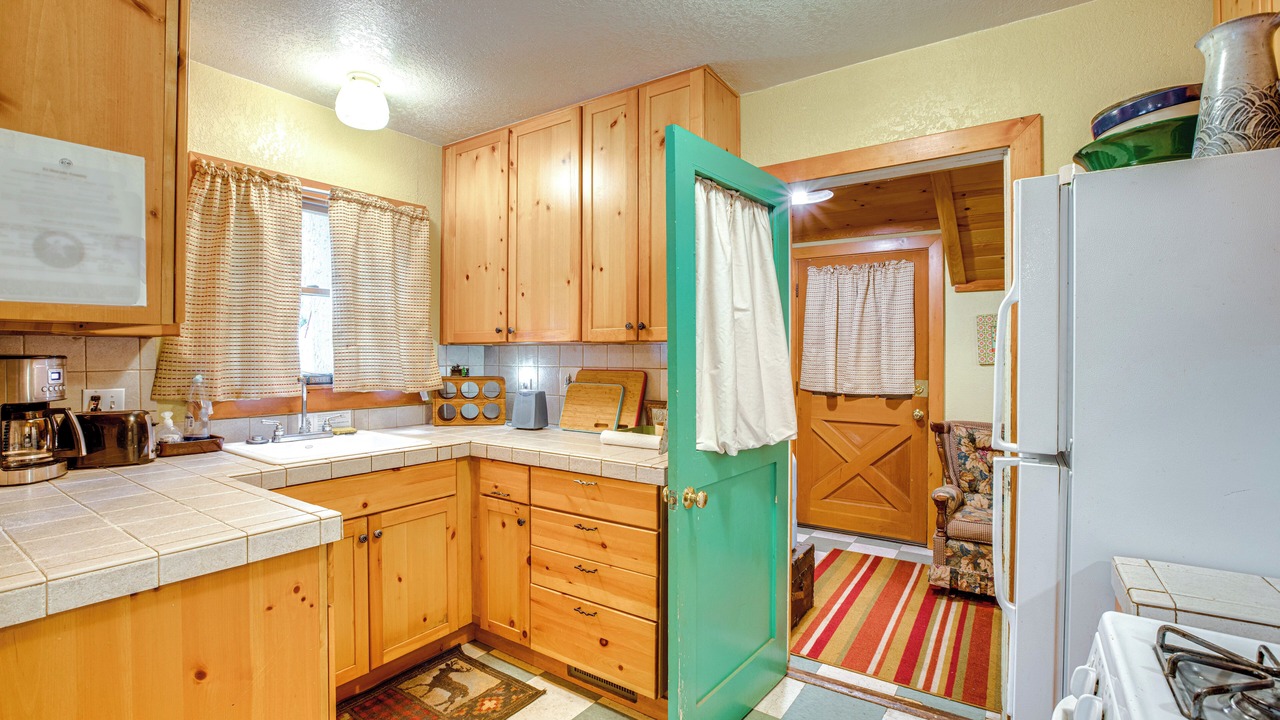 Photo of Kitchen in Tahoma