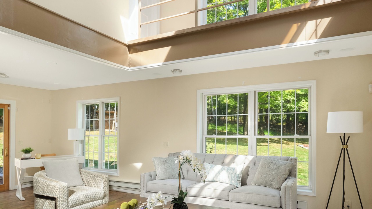 Photo of Livingroom in Newburgh