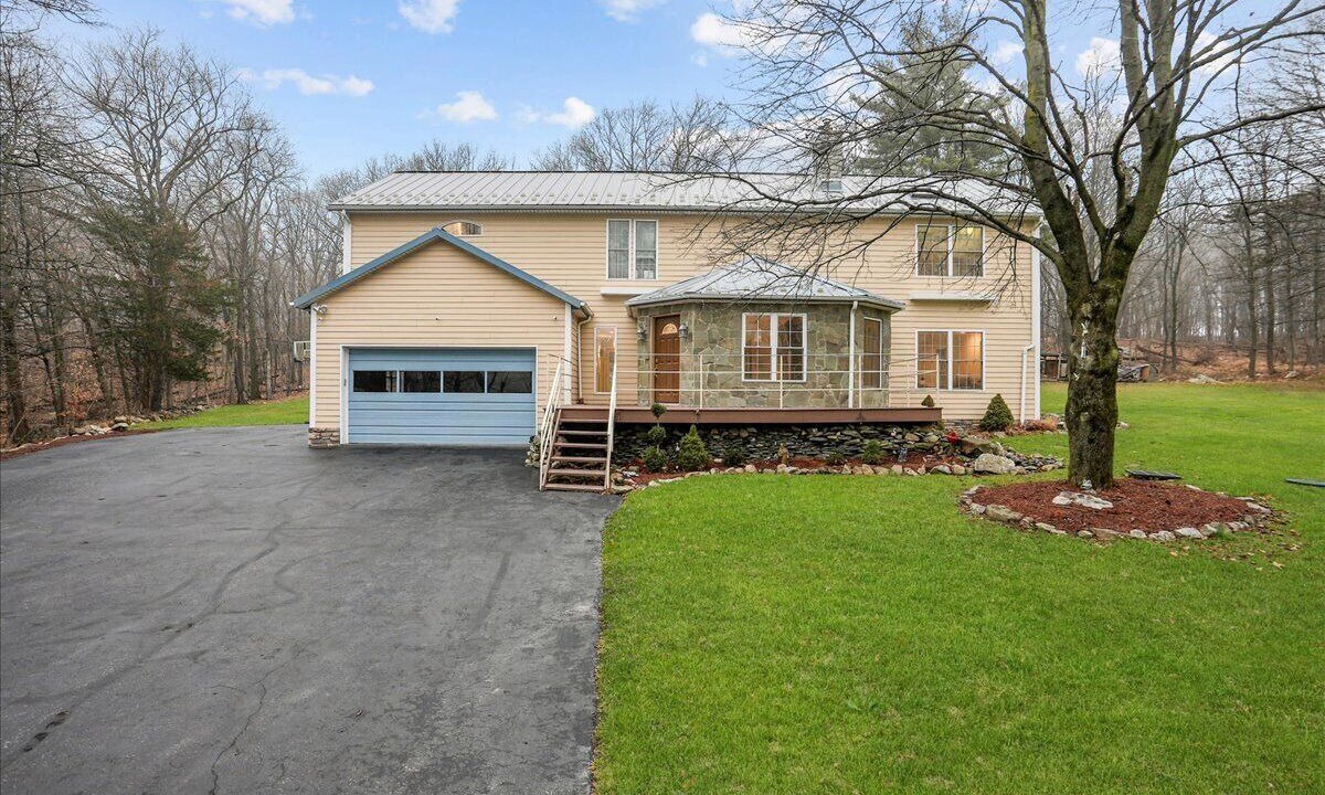 Photo of Outdoor in Newburgh