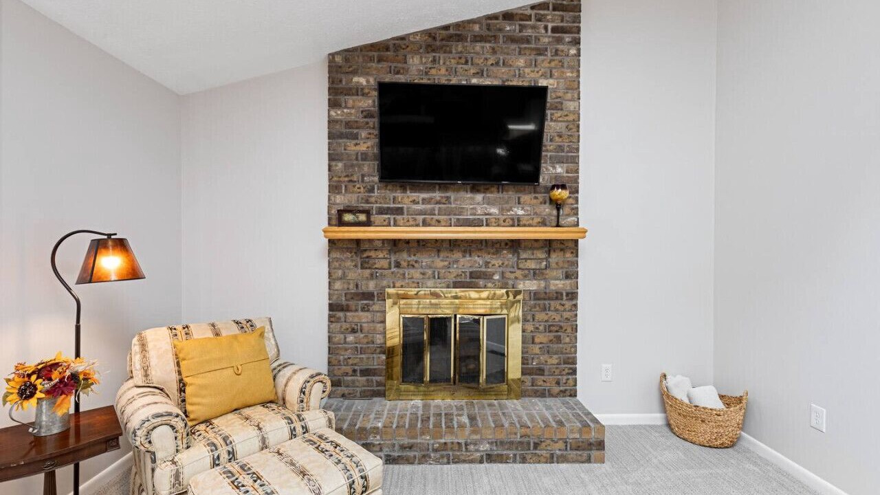 Photo of Livingroom in Penfield