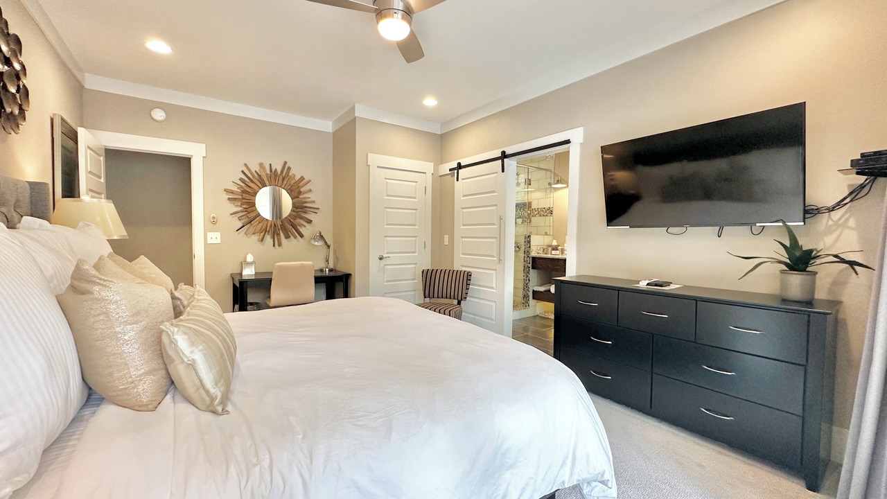 Photo of Bedroom in Cedar Bluff