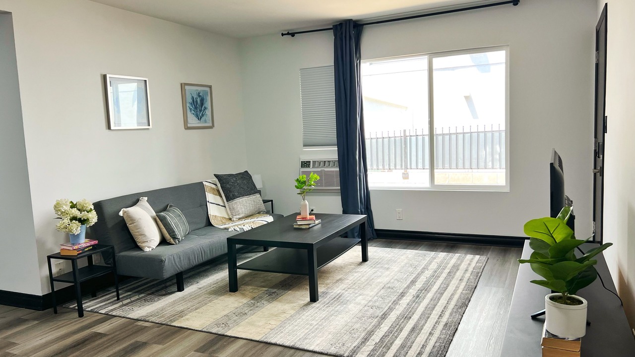 Photo of Livingroom in Hollywood