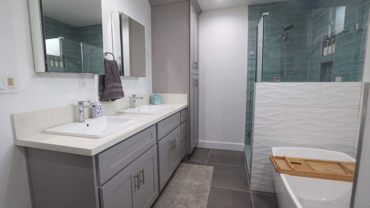 Photo of Bathroom in Los Angeles