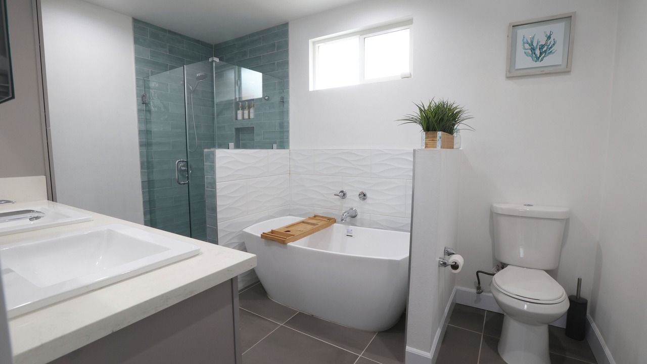 Photo of Bathroom in Los Angeles