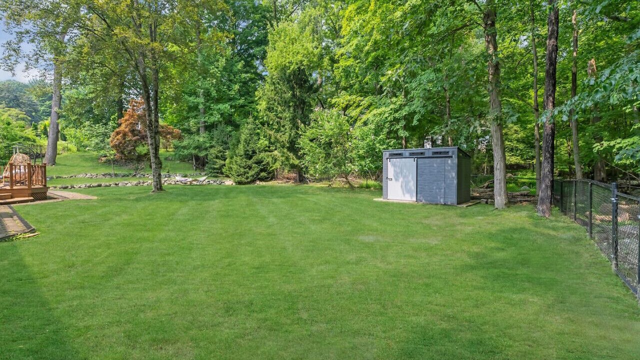 Photo of Outdoor in Airmont