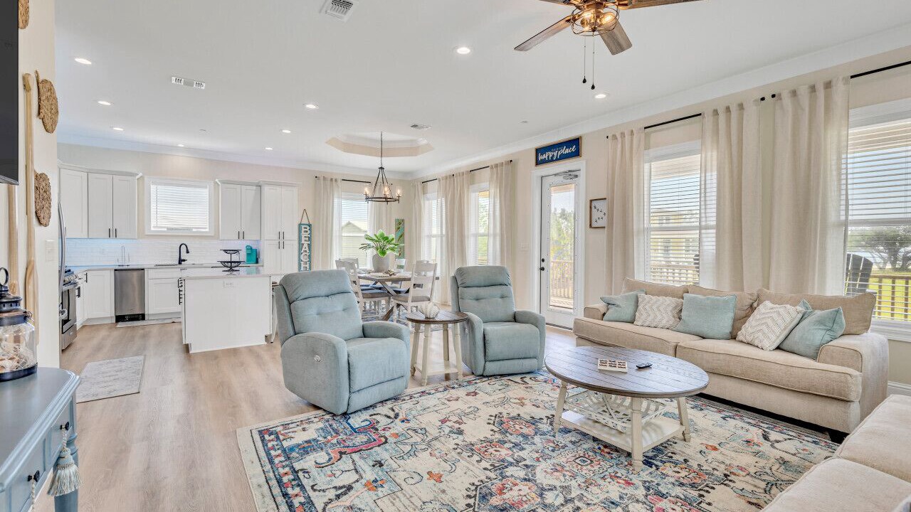 Photo of Livingroom in Long Beach